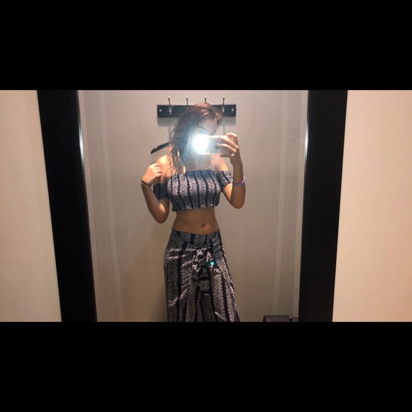 Meet your Posher, Laura - Picture 1 of 1